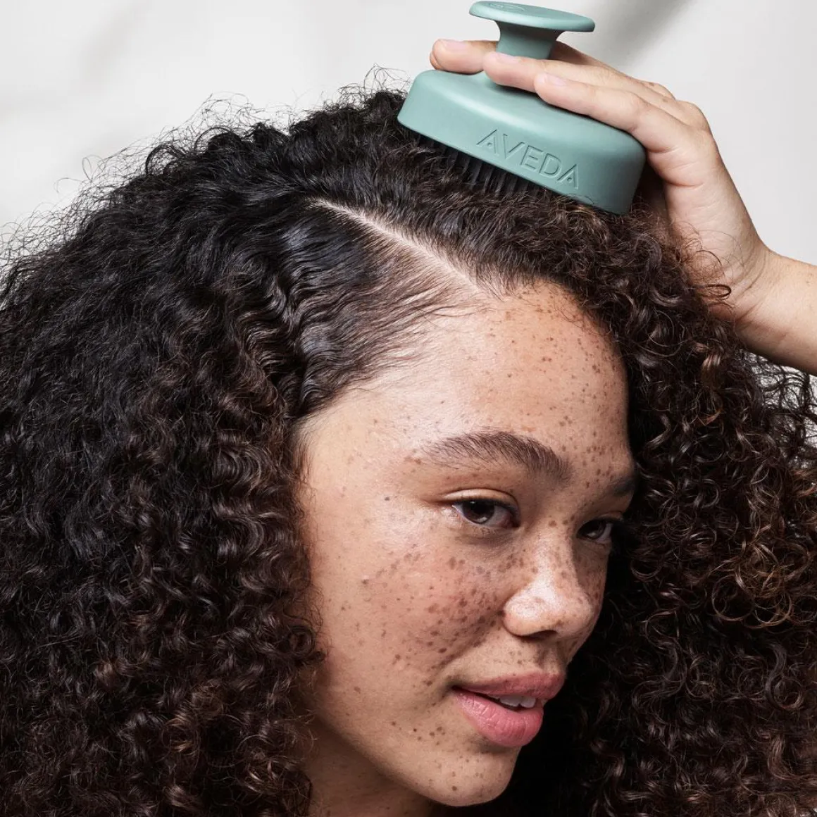 Aveda Scalp Solutions Brush Kopen