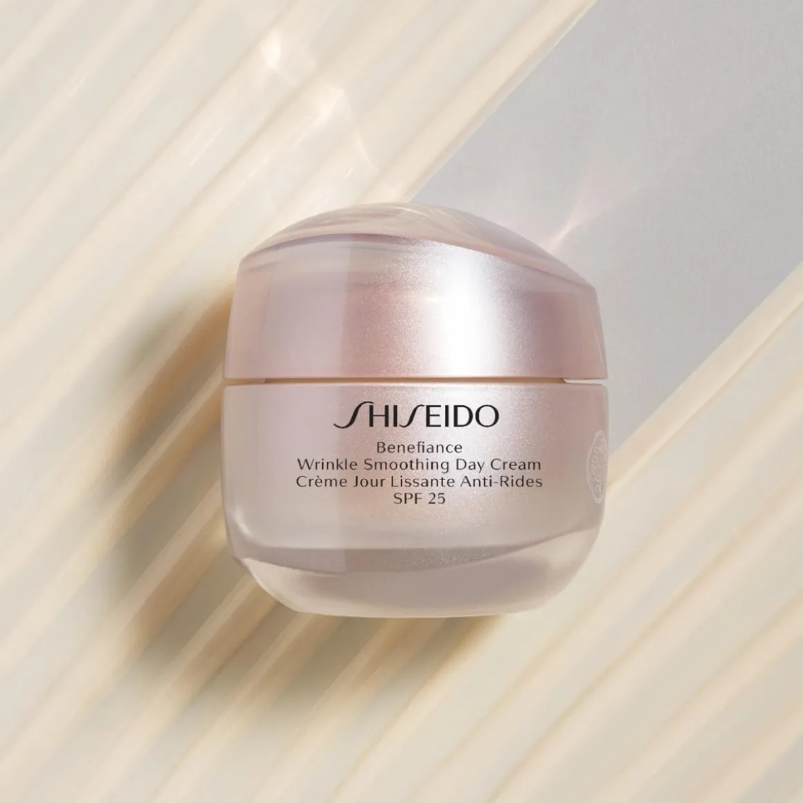 Benefìance Wrinkle Smoothing Day Cream 25