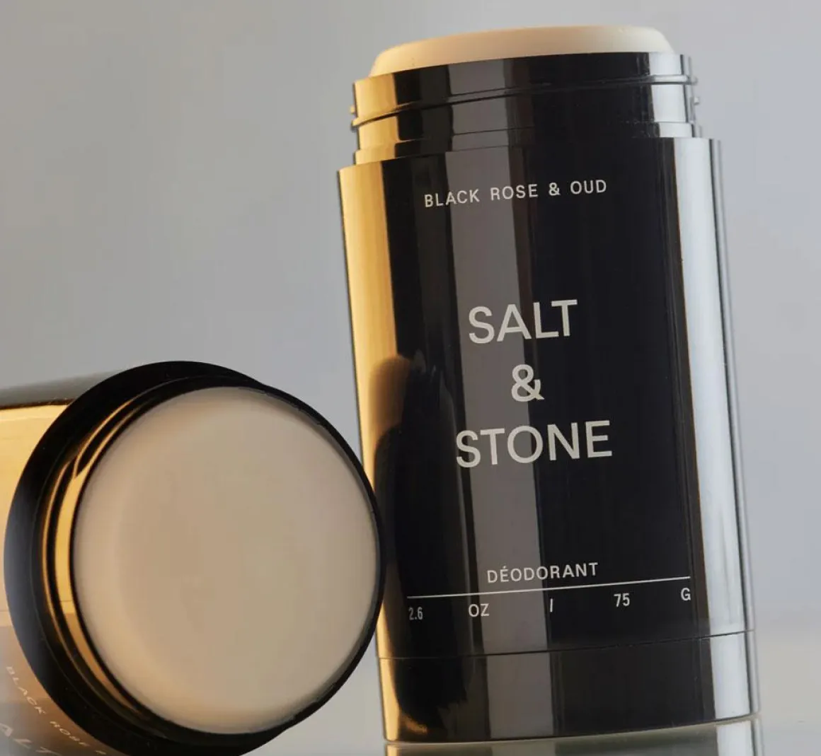 Black Rose & Oud 75g. deodorant van Salt & Stone