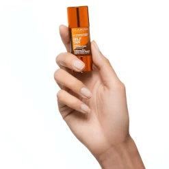 Clarins Self-Tanning Face Booster Kopen