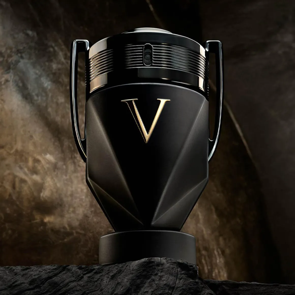 Invictus Victory Absolu Intense Parfum
