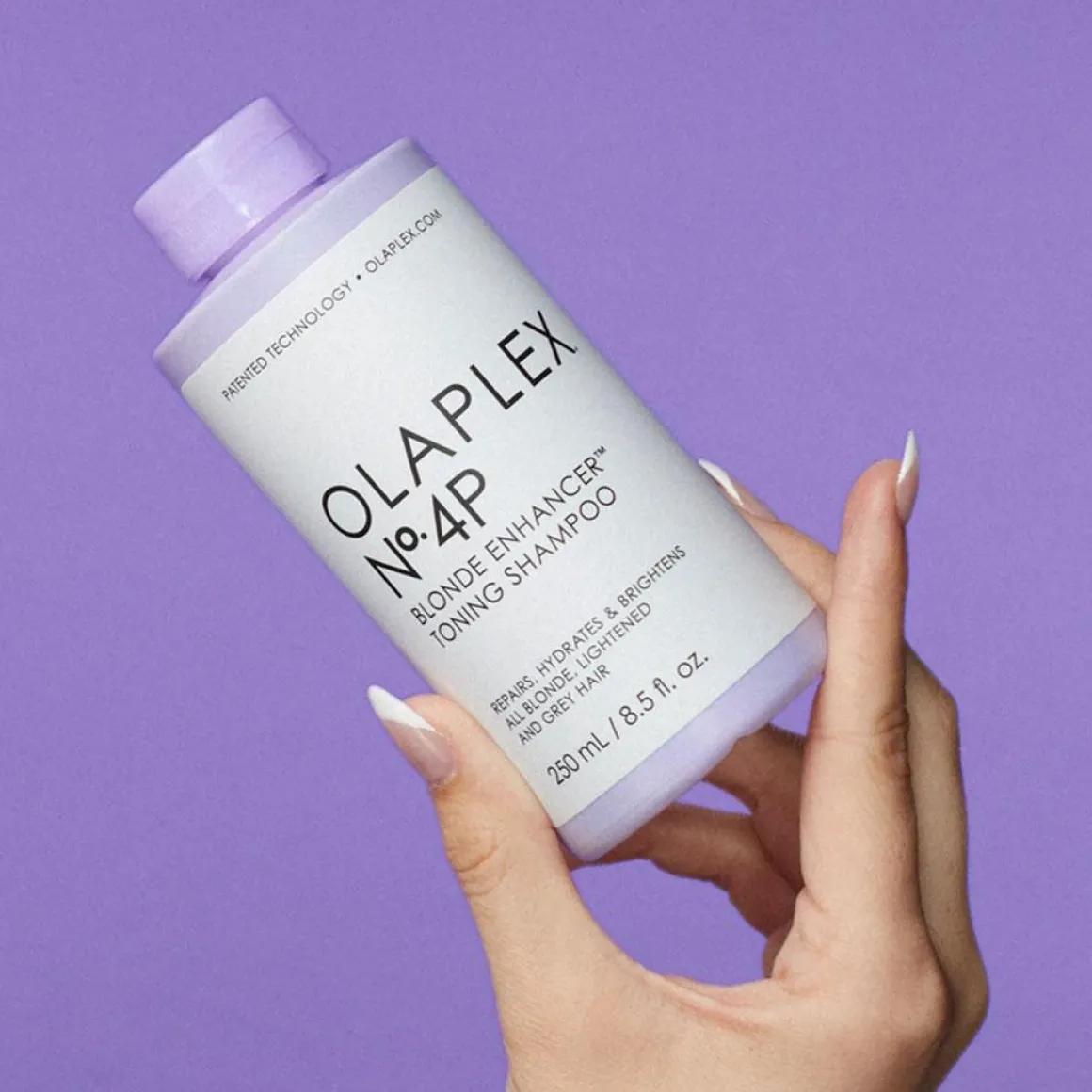 Nº.4P Blonde Enhancer Toning Shampoo