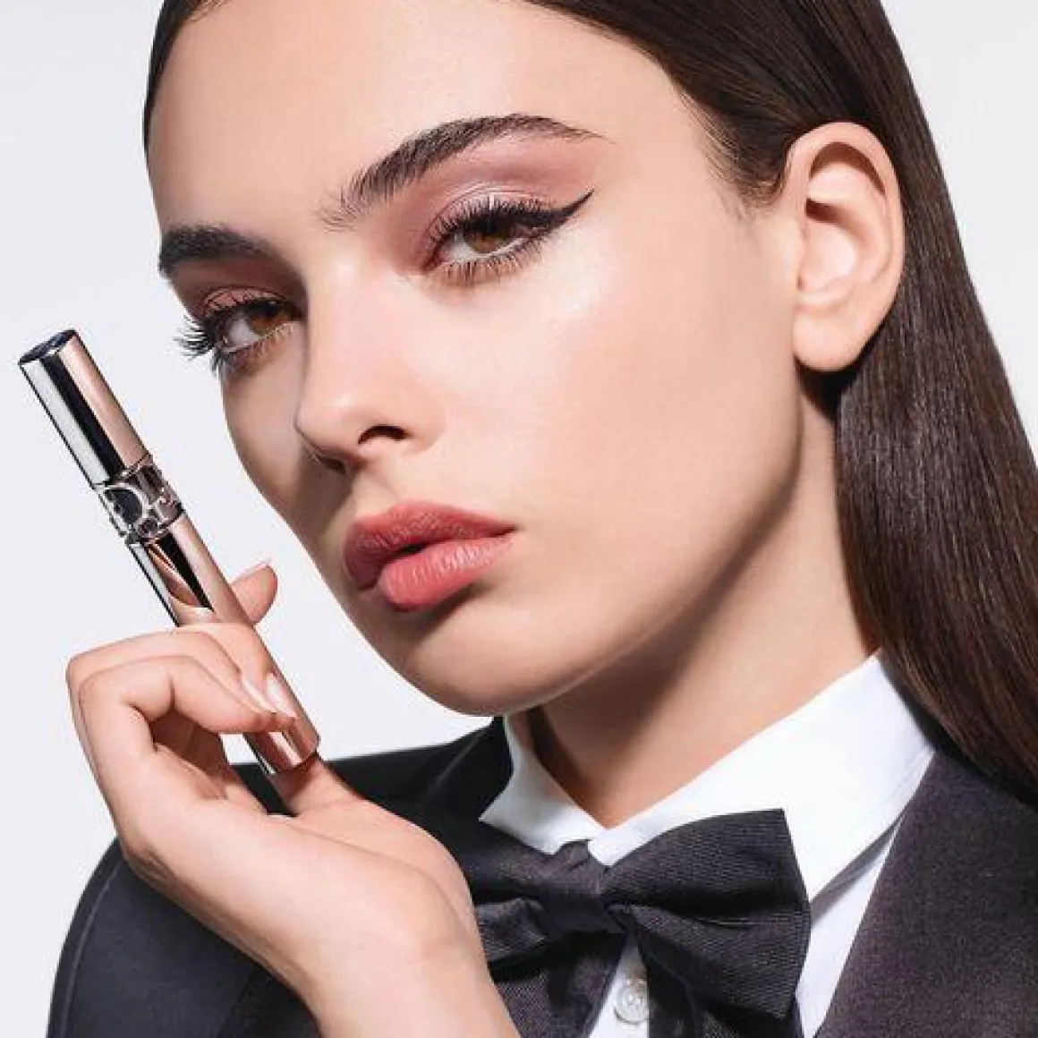 show Maximizer 4D PrimerSerum Mascara